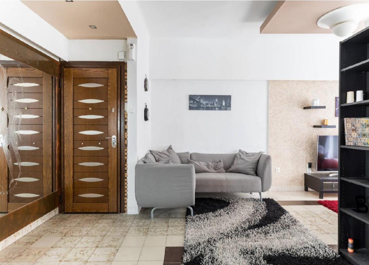 2Bd- Perfect Location With Square View Apartment เทสซาโลนิกิ ภายนอก รูปภาพ